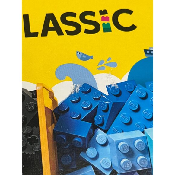 Lego Classic Creative Suitcase 10713 Building Kit 213 Pieces Portable Case READ - Picture 8 of 11